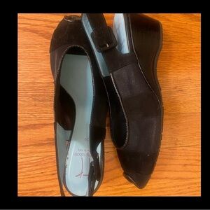 Thierry Rabotin Women’s Brand new Slingback Black Wedge Shoes Size 8.5